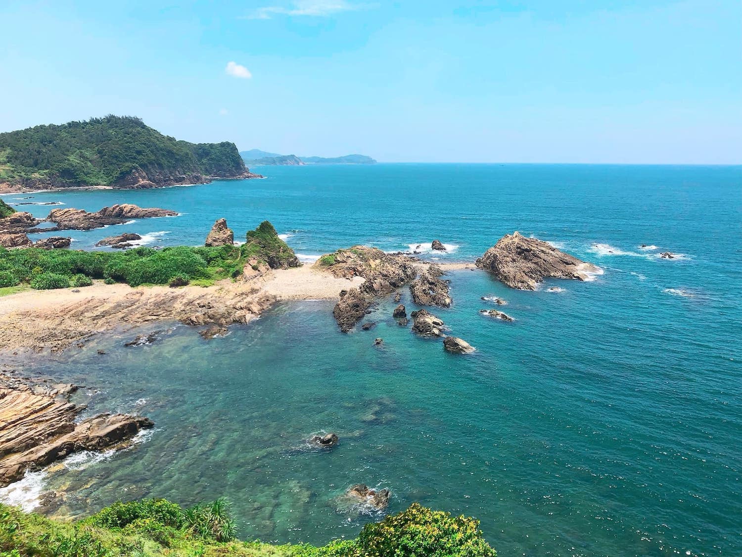Đi Cô Tô mùa nào đẹp nhất? Kinh nghiệm khám phá hòn đảo thiên đường của Quảng Ninh