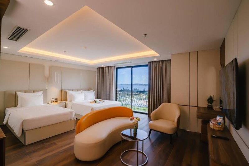 Review Danitel Hotel Ha Long: khách sạn 4 sao Bãi Cháy có hồ bơi vô cực và view vịnh