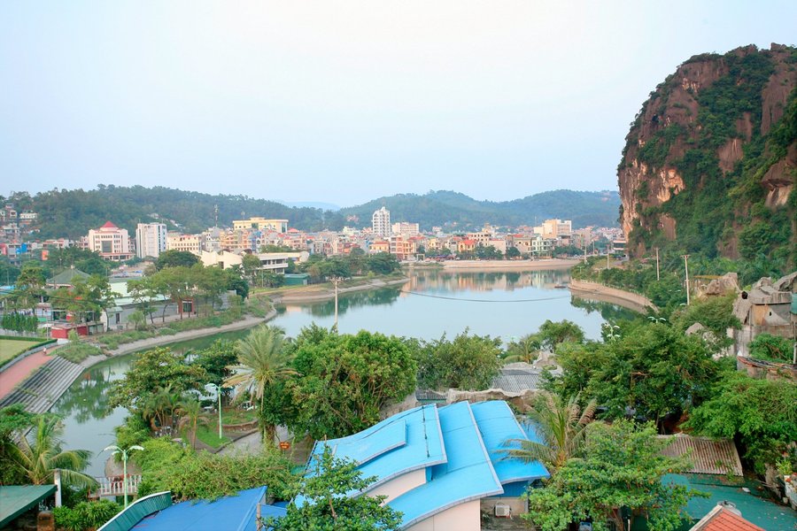 Review Ha Long Park Hotel: vị trí, tiện ích, hạng phòng và trải nghiệm lưu trú tại Hạ Long