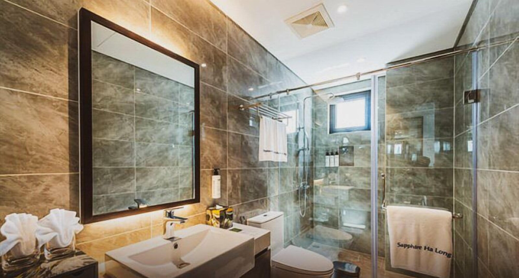 Review Halo Bay Retreat: Trải Nghiệm Nghỉ Dưỡng Tại Hạ Long Cho Du Khách Tự Túc