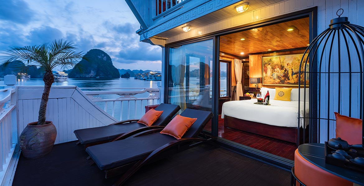 Review Hera Classic Boutique Cruises: Du thuyền gỗ 4 sao trên vịnh Hạ Long