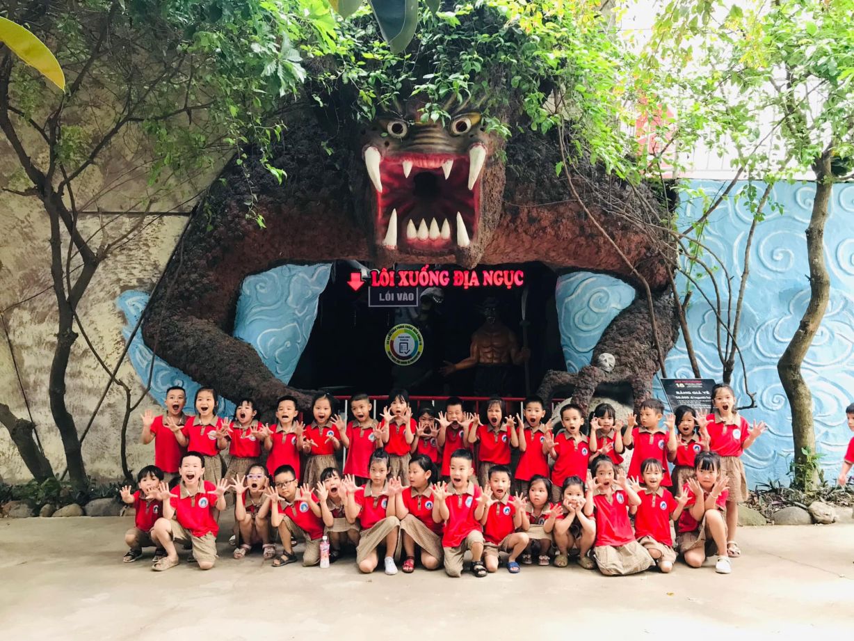 Review Hotel & Resort Quang Ninh Gate: Giá vé, dịch vụ và trải nghiệm thực tế 2025