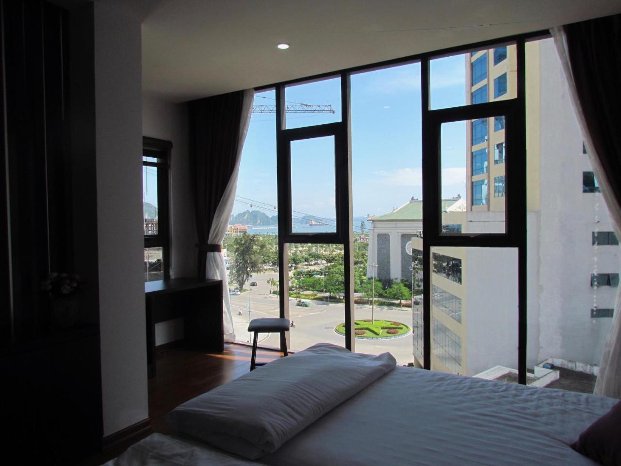 Review Ivy Hotel – Ha Long: khách sạn gần Sunworld và chợ Bãi Cháy
