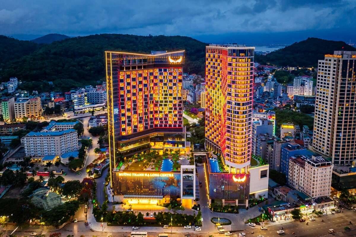 Review Muong Thanh Luxury Ha Long Centre Hotel: Vị trí, hạng phòng, tiện ích và trải nghiệm thực tế