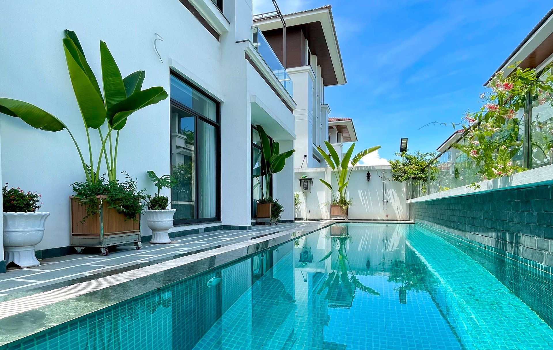 Review Phoenix Villas FLC Hạ Long: Biệt thự nghỉ dưỡng có hồ bơi, riêng tư và gần điểm vui chơi