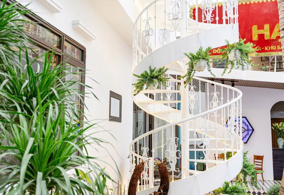 Review Villa Hanh Phuc Bai Chay: Vị trí, phòng nghỉ, dịch vụ và trải nghiệm thực tế