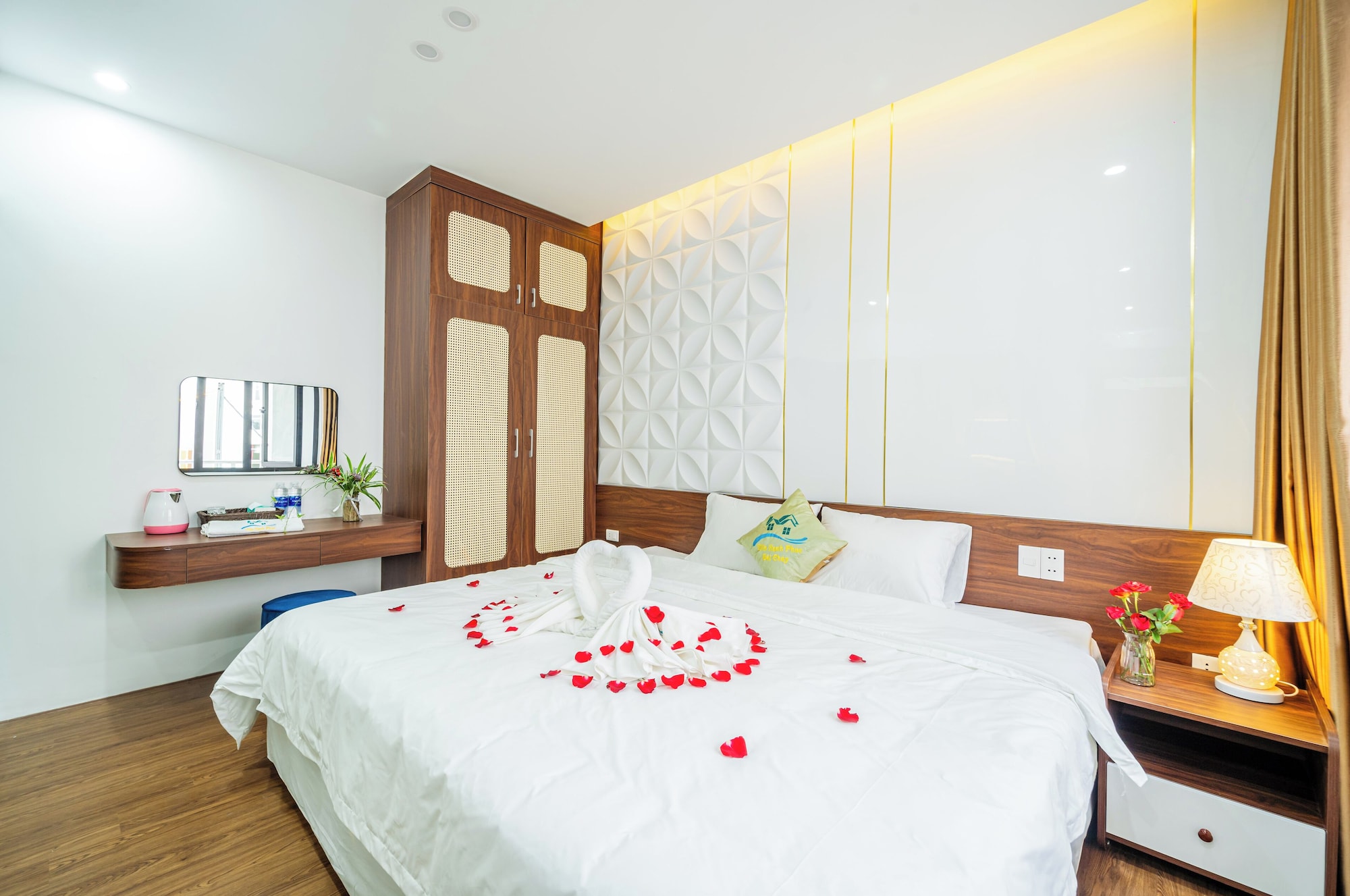 Review Villa Hanh Phuc Bai Chay: Vị trí, phòng nghỉ, dịch vụ và trải nghiệm thực tế