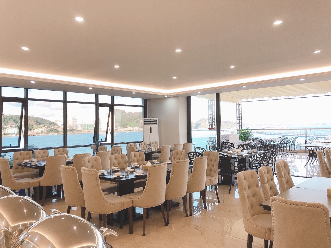 Review Vincent Ha Long Hotel: Khách sạn 3 sao tân cổ điển tại Bãi Cháy