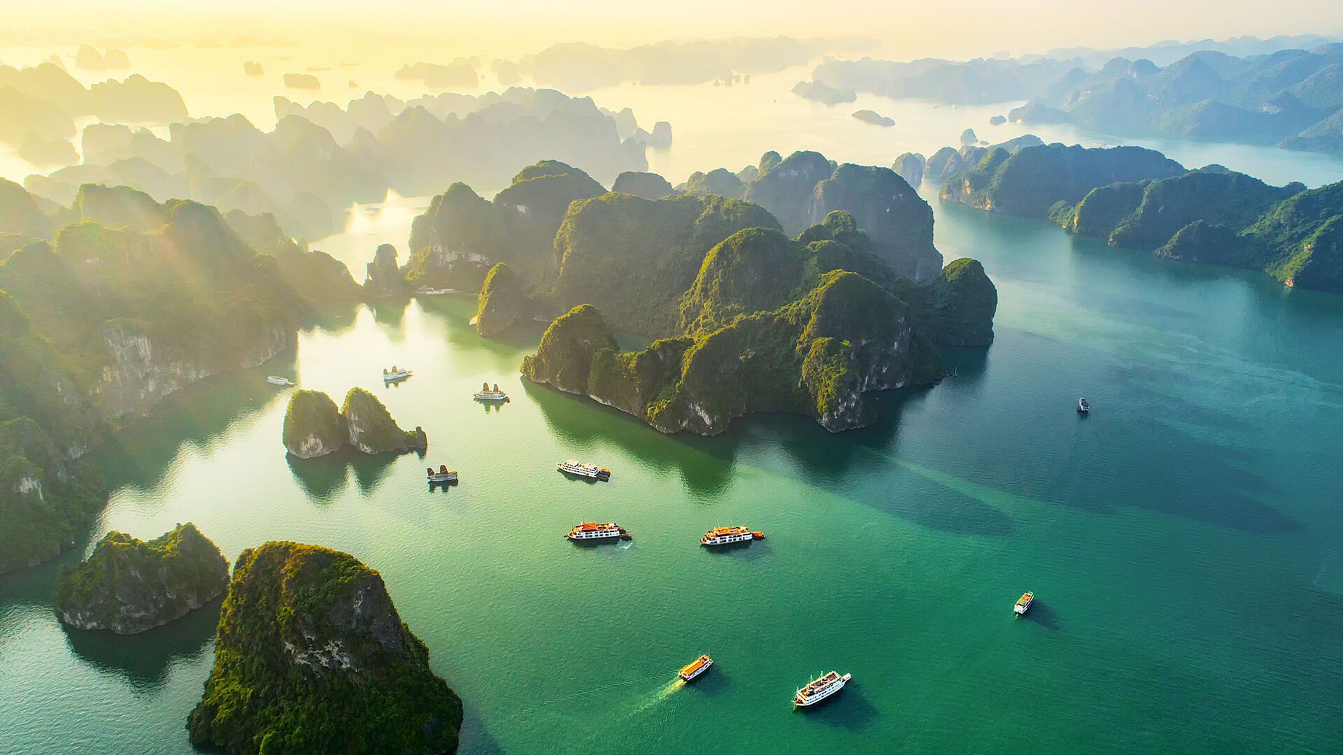 Top 10 địa điểm tham quan ở Quảng Ninh đẹp và đáng trải nghiệm nhất