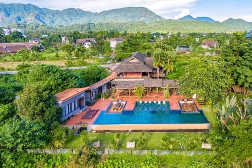 Review Lishang Grand Hotel: Vị trí, dịch vụ và các hạng phòng nên cân nhắc